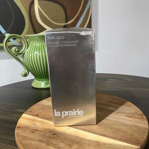 La Prairie Pure Gold Radiance in Silver and Gold